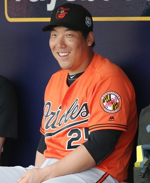 Orioles' Kim Hyun-soo finally gets first hit