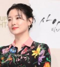 In this file photo, Lee Young-ae of SBS TV's "Saimdang, Memoir of Colors," poses for the camera during a media event held Jan. 24, 2017 at the Lotte Hotel in Seoul.