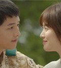 A still from KBS 2TV series "Descendants of the Sun" showing actor Song Joong-ki (L) and actress Song Hye-kyo (Yonhap)