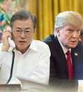 This compilation image shows South Korean President Moon Jae-in (L) and U.S. President Donald Trump. (Yonhap)