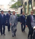 This photo shows North Korean Foreign Minister Ri Yong-ho (in gray) leaving his hotel in New York on Oct. 1, 2018. (Yonhap)