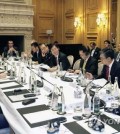 This photo provided by the Ministry of Trade, Industry and Energy, shows an investment roundtable led by Minister Sung Yun-mo (4th from R) with Europe-based companies at the Four Seasons hotel in Paris on Oct. 15, 2018. (Yonhap)