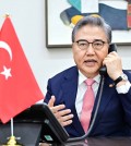 South Korean Foreign Minister Park Jin speaks over the phone with his Turkish counterpart, Mevlut Cavusoglu, at his office in Seoul on Feb. 8, 2023, in this photo provided by his office. (PHOTO NOT FOR SALE) (Yonhap)