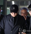 Popera singer Kim Ho-joong speaks after facing police questioning at the Seoul Gangnam Police Station in Seoul on May 21, 2024. (Yonhap)