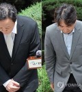 In this composite photo, TMON CEO Ryu Kwang-jin (L) and WeMakePrice CEO Ryu Hwa-hyun bow to reporters before being questioned at the Seoul Bankruptcy Court in Seoul on Aug. 2, 2024. (Yonhap)