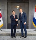 Defense Minister Kim Yong-hyun (L) shakes hands with his Dutch counterpart Ruben Brekelmans as they meet for talks at Kim's office in central Seoul on Sept. 9, 2024, in this photo provided by the defense ministry. (PHOTO NOT FOR SALE) (Yonhap)